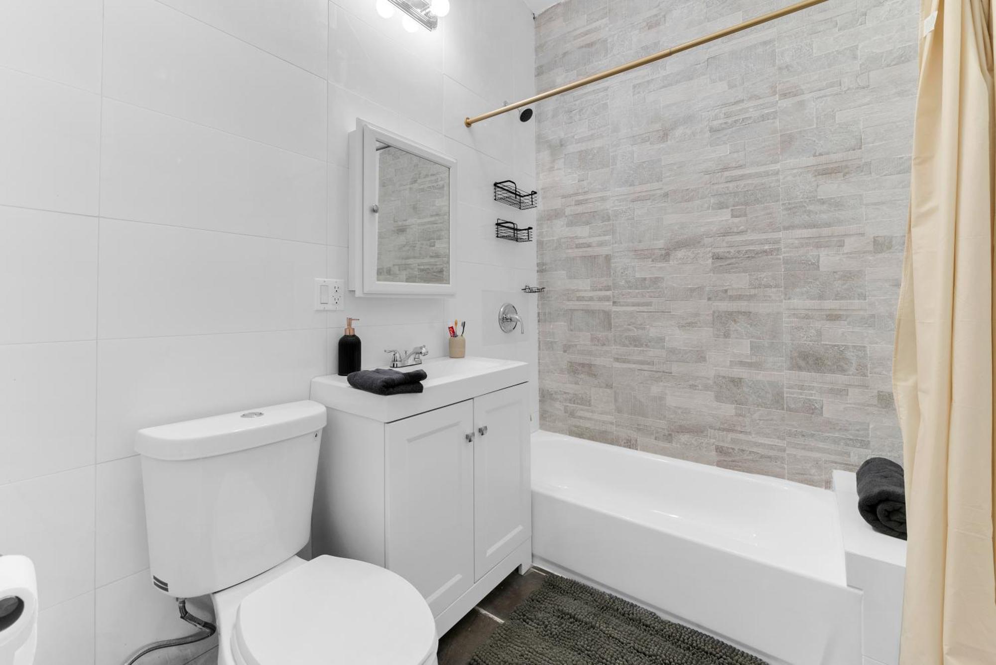 Appartamento Charming 2br Bkyrd Near Williamsburg New York